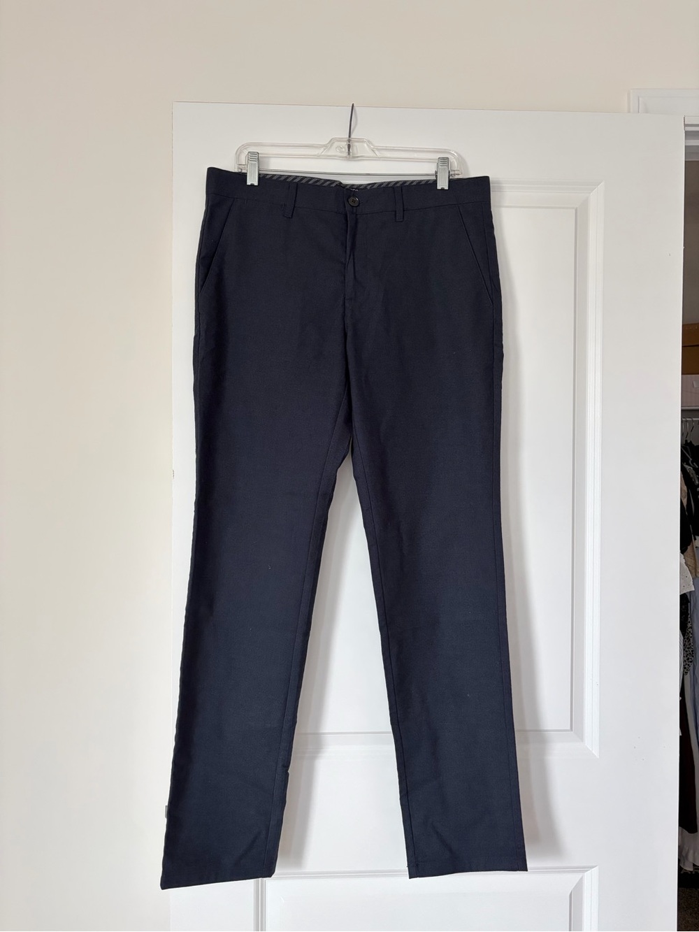 RW&CO. Men's Straight-Leg Chinos - Black